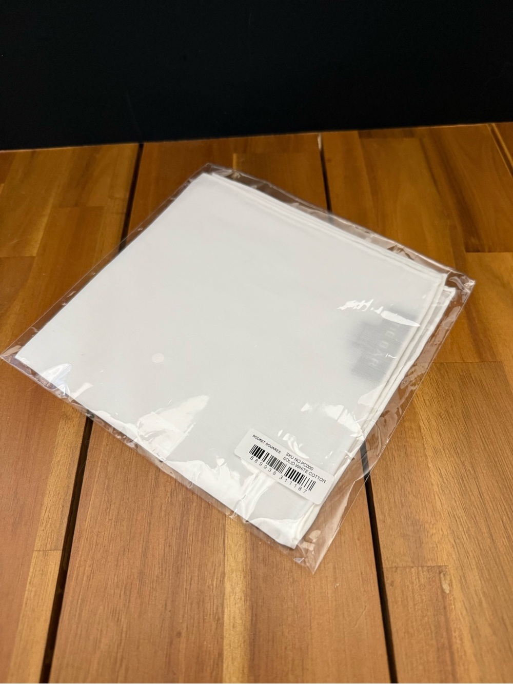 White Pocket Square - 3pcs - Picture 2 of 3